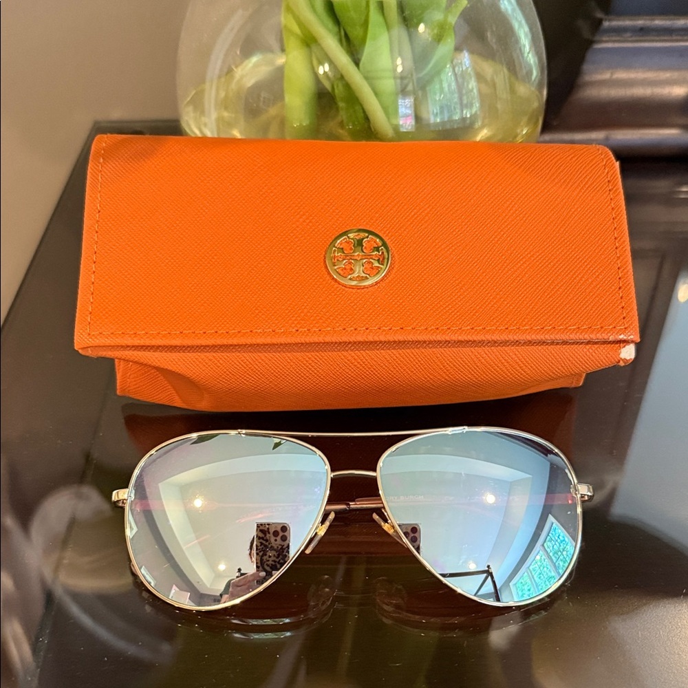 Tory Burch Orange Case with Silver Aviator Sunglasses